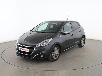 Usado Peugeot 208 Style 75 CV (55 kW) 2016 Gris Utilitario