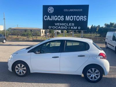Usado Peugeot 208 Access 75 CV (55 kW) 2017 Blanco Utilitario