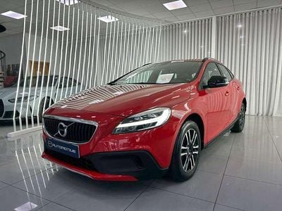 Usado Volvo V40 Momentum 120 CV (88 kW) 2017 Rojo SUV