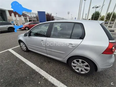Usado VW Golf IV Sportline 105 CV (77 kW) 2006 Gris / plata Berlina