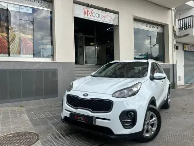 Usado Kia Sportage 115 CV (84 kW) 2018 Blanco SUV