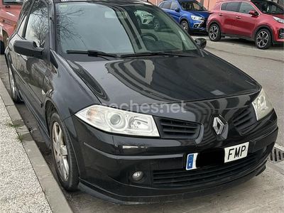 Usado Renault Mégane II Extreme 130 CV (95 kW) 2007 Negro Berlina