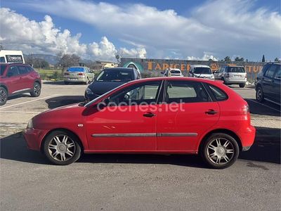Usado Seat Ibiza Stella 60 CV (44 kW) 2003 Rojo Utilitario