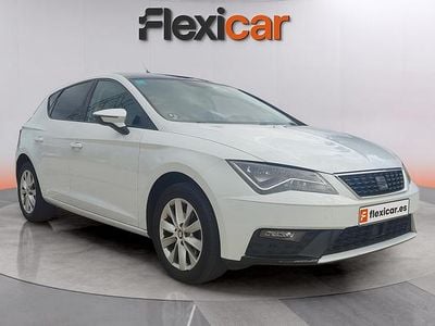 Käytetty Seat Leon Reference 90 HP (66 kW) 2017 Valkoinen Sedan