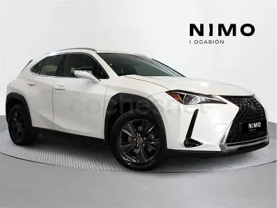 Usado Lexus UX Business Edition 184 CV (135 kW) 2023 Blanco SUV