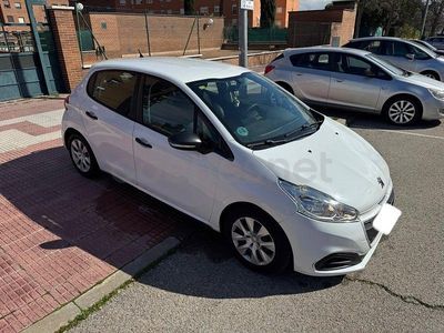 Usado Peugeot 208 Active 75 CV (55 kW) 2017 Blanco Utilitario