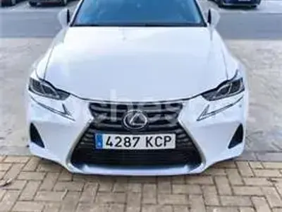 Usado Lexus IS300h Executive Line 223 CV (164 kW) 2017 Blanco Berlina