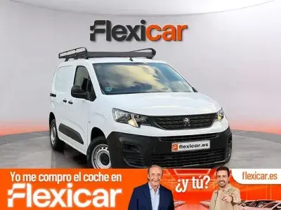 Usado Peugeot Partner 102 CV (75 kW) 2021 Blanco Monovolumen
