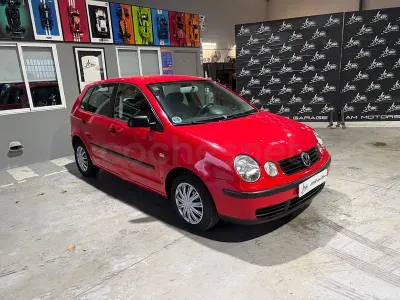 Usado VW Polo Conceptline 65 CV (47 kW) 2002 Rojo Utilitario