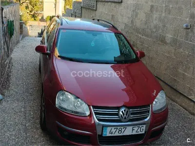 Usado VW Golf VI Advance 140 CV (102 kW) 2008 Granate Utilitario
