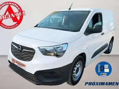 Usado Citroën e-Berlingo 100 kW (136 CV) 2023 Blanco Monovolumen