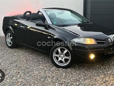 Negro Usado 2004 Renault Mégane Cabriolet Dynamique Descapotable | 3000 € (Un poco caro)