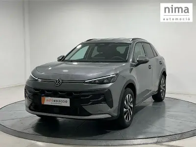 Nuevo VW T-Roc 116 CV (85 kW) 2026 Gris / plata SUV
