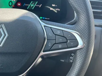 Nuevo Renault Symbioz Techno 160 CV (117 kW) 2026 Blanco SUV