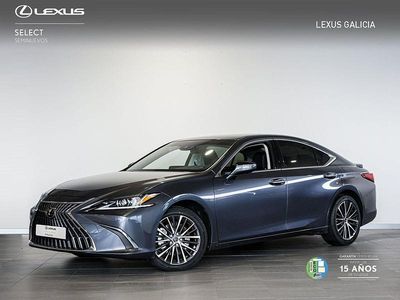 Gris Usado 2025 Lexus ES300H Berlina | 48.900 €