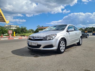Opel Astra GTC