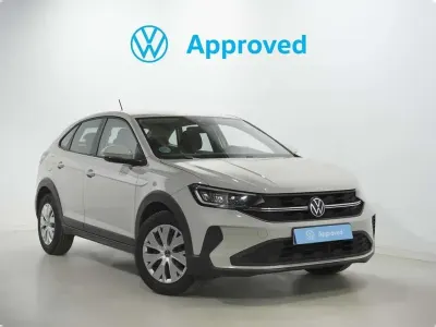 Usado VW Taigo Life 110 CV (80 kW) 2023 Gris / plata SUV