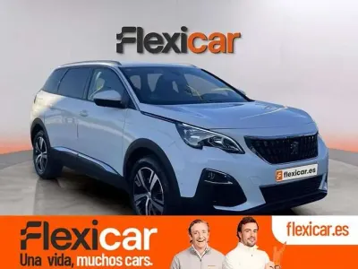 Usado Peugeot 5008 Allure 131 CV (96 kW) 2020 Blanco SUV