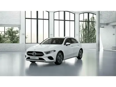Usado Mercedes A250 Advanced 218 CV (160 kW) 2024 Blanco Berlina