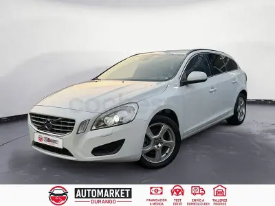 Usado Volvo V60 Momentum 163 CV (119 kW) 2012 Blanco Familiar