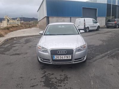 Usado Audi A4 163 CV (119 kW) 2007 Gris / plata Familiar