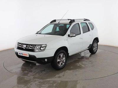 Usado Dacia Duster Lauréate 110 CV (80 kW) 2015 Blanco SUV