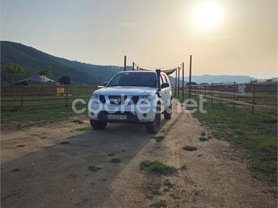 Blanco Usado 2007 Nissan Pathfinder XE SUV | 9500 € (Un poco caro)