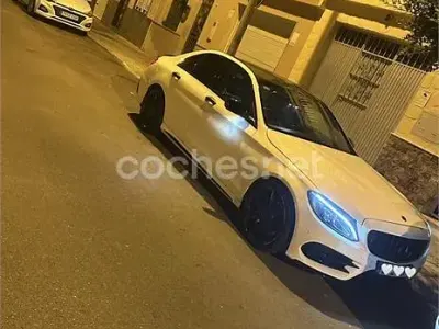 Usado Mercedes C220 AMG line 170 CV (125 kW) 2016 Blanco Familiar