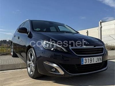 Usado Peugeot 308 SW Allure 150 CV (110 kW) 2016 Azul Familiar