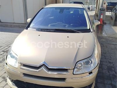 Usado Citroën C4 Exclusive 138 CV (101 kW) 2006 Beige Berlina