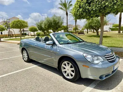 Usado Chrysler Sebring Cabriolet Limited 140 CV (102 kW) 2010 Gris / plata Descapotable