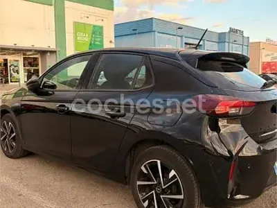 Usado Opel Corsa 100 CV (73 kW) 2024 Negro Utilitario