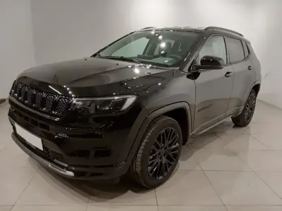 Occasion Jeep Compass Altitude 130 ch (95 kW) 2023 Noir SUV