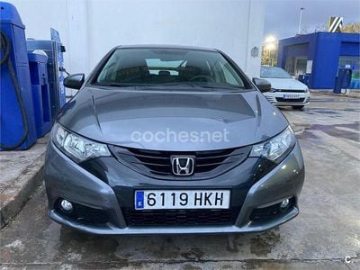 Usado Honda Civic Executive 142 CV (104 kW) 2012 Gris / plata Berlina
