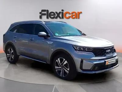 Usado Kia Sorento 194 CV (142 kW) 2023 Gris SUV