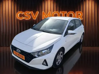 Usado Hyundai i20 101 CV (74 kW) 2021 Blanco Utilitario