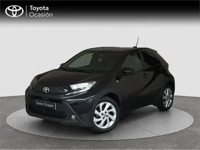Usado Toyota Aygo X Play 72 CV (52 kW) 2024 Negro SUV