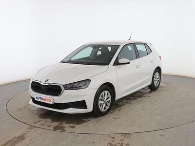 Usado Skoda Fabia 95 CV (69 kW) 2022 Blanco Berlina