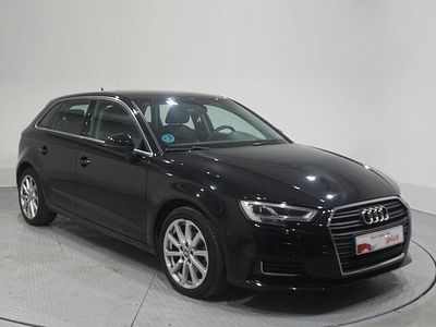 Usado Audi A3 Design 116 CV (85 kW) 2019 Negro Berlina