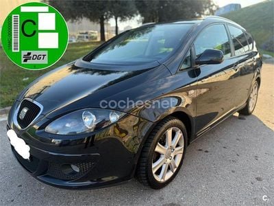 Usado Seat Altea XL 125 CV (91 kW) 2009 Negro Monovolumen
