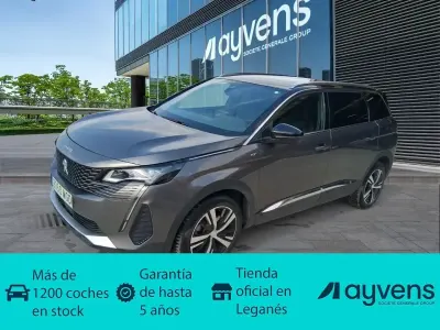 Usado Peugeot 5008 GT 131 CV (96 kW) 2023 Gris SUV
