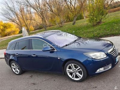 Usado Opel Insignia Edition 130 CV (95 kW) 2012 Azul Familiar