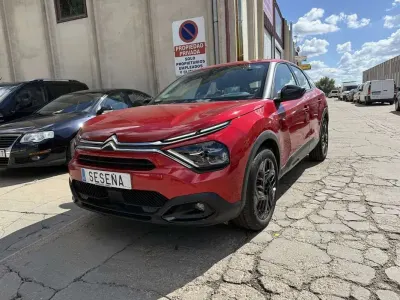 Usado Citroën C4 Feel 130 CV (95 kW) 2021 Rojo Berlina