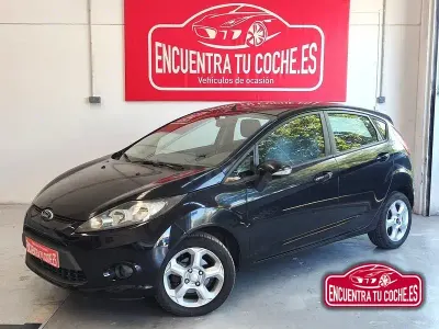 Usado Ford Fiesta Trend 82 CV (60 kW) 2009 Negro Berlina