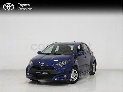 Usado Toyota Yaris Hybrid Active 116 CV (85 kW) 2021 Azul Berlina