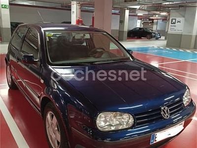 Usado VW Golf IV Conceptline 90 CV (66 kW) 2000 Azul Berlina