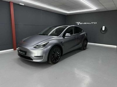 Plateado Usado 2023 Tesla Model Y Performance SUV | 39.800 € (Precio justo)