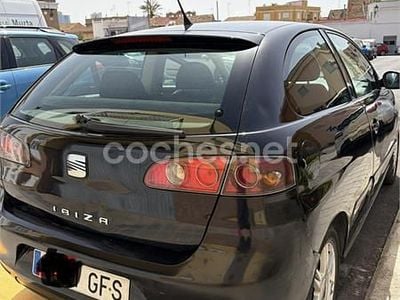 Usado Seat Ibiza Reference 70 CV (51 kW) 2008 Negro Berlina
