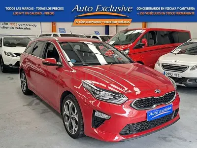 Käytetty Kia Ceed 136 HP (100 kW) 2021 Punainen Viistoperä