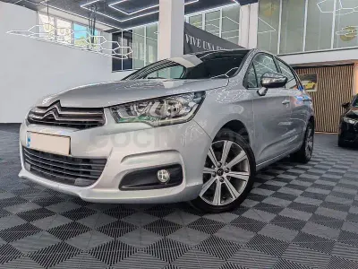 Usado Citroën C4 Seduction 114 CV (83 kW) 2015 Gris / plata Berlina